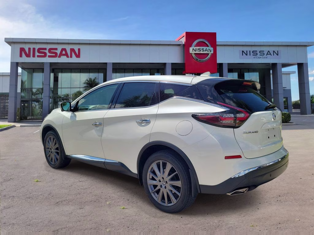 2021 Pearl White Tricoat Nissan Murano SV FWD SUV