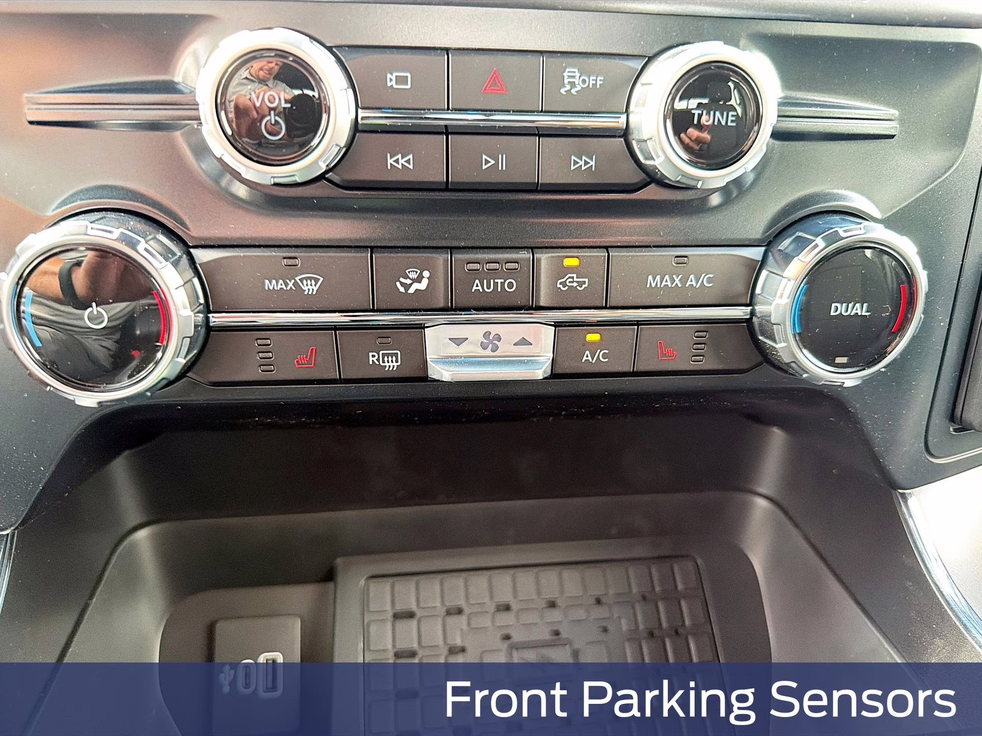 2026 Iconic Silver Metallic Ford F-150 XLT 4X4 Truck