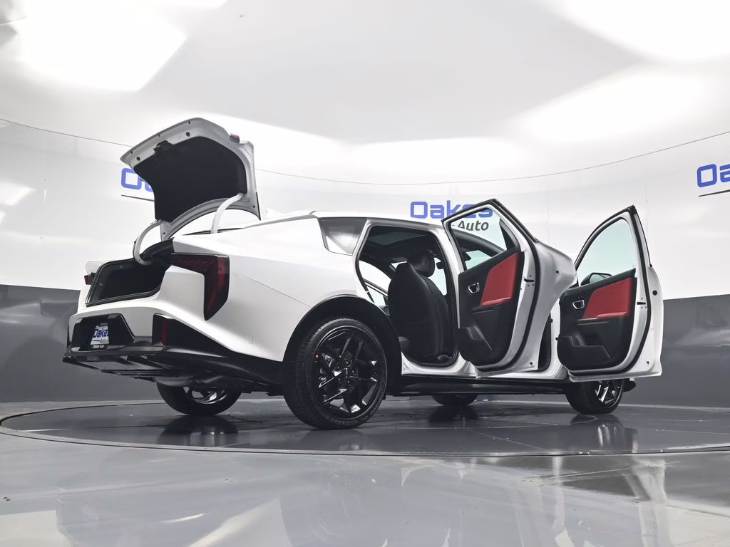 2026 Snow White Pearl Kia K4 GT-Line Turbo FWD Sedan