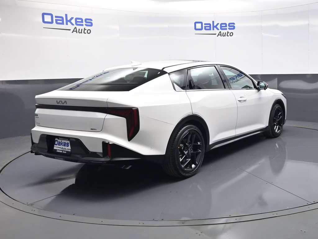 2026 Snow White Pearl Kia K4 GT-Line Turbo FWD Sedan