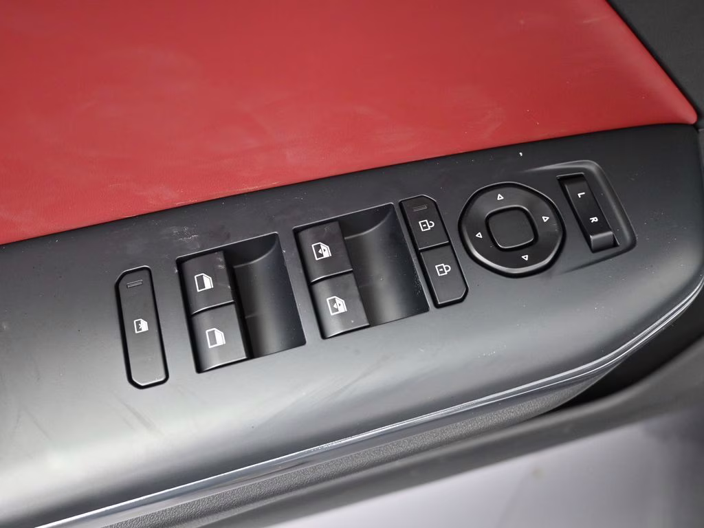 2026 Snow White Pearl Kia K4 GT-Line FWD Sedan