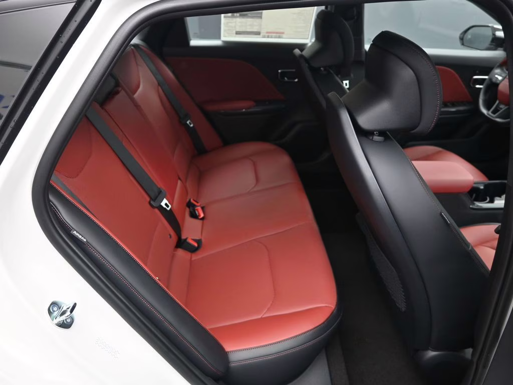 2026 Snow White Pearl Kia K4 GT-Line FWD Sedan