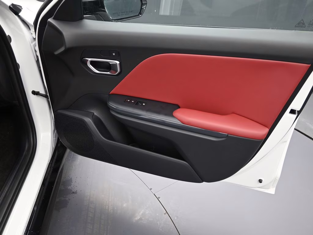 2026 Snow White Pearl Kia K4 GT-Line FWD Sedan