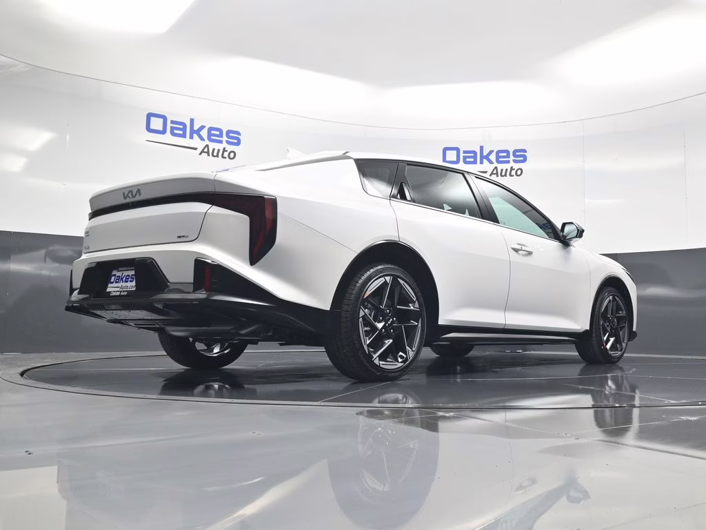 2026 Snow White Pearl Kia K4 GT-Line FWD Sedan