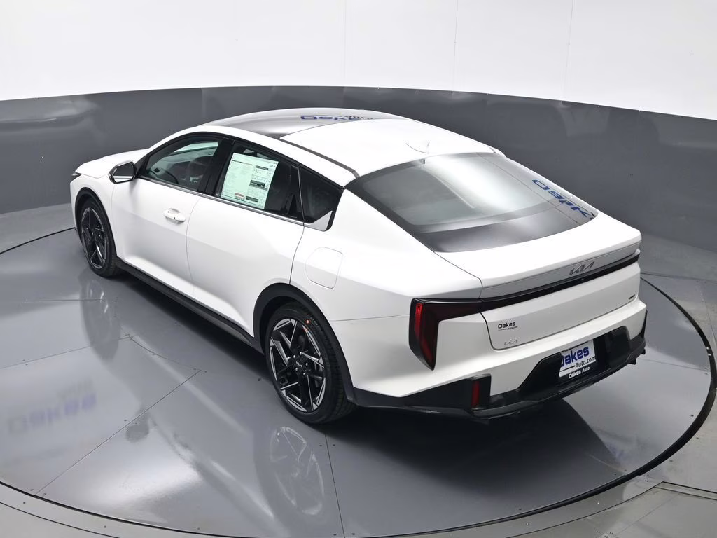 2026 Snow White Pearl Kia K4 GT-Line FWD Sedan