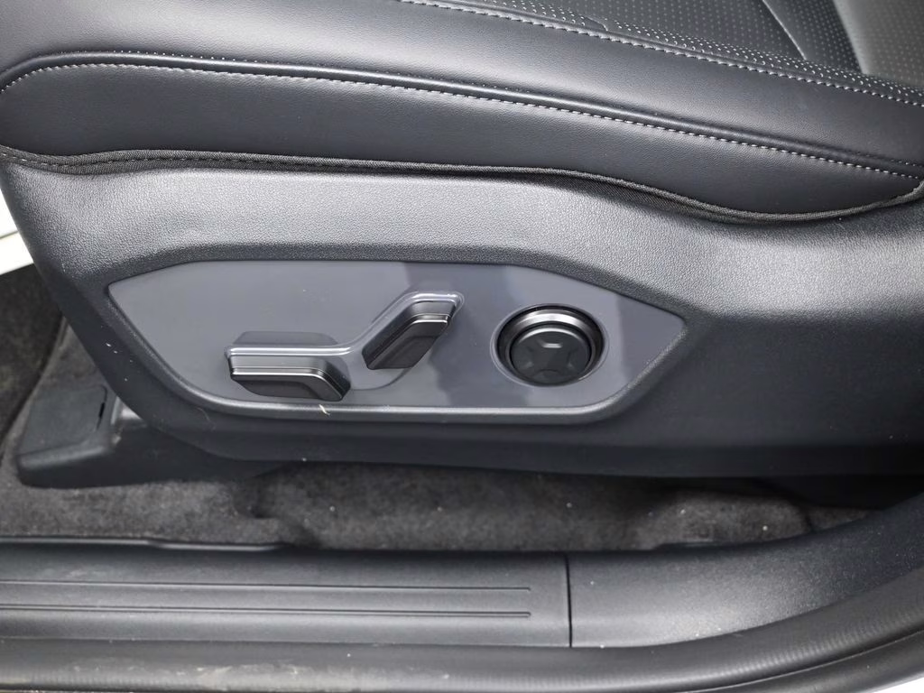 2027 Glacial White Pearl Kia Telluride X-Line EX AWD SUV