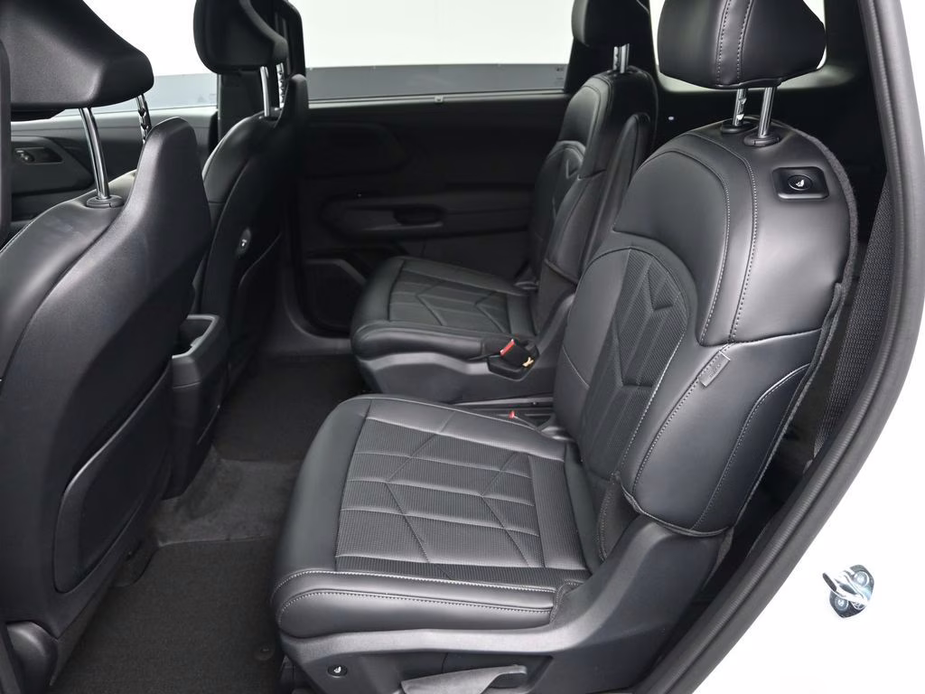 2027 Glacial White Pearl Kia Telluride X-Line EX AWD SUV