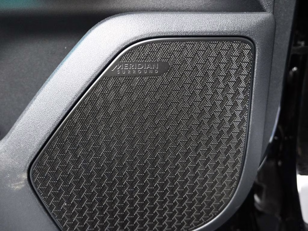 2027 Ebony Black Kia Telluride Hybrid X-Line SX AWD SUV