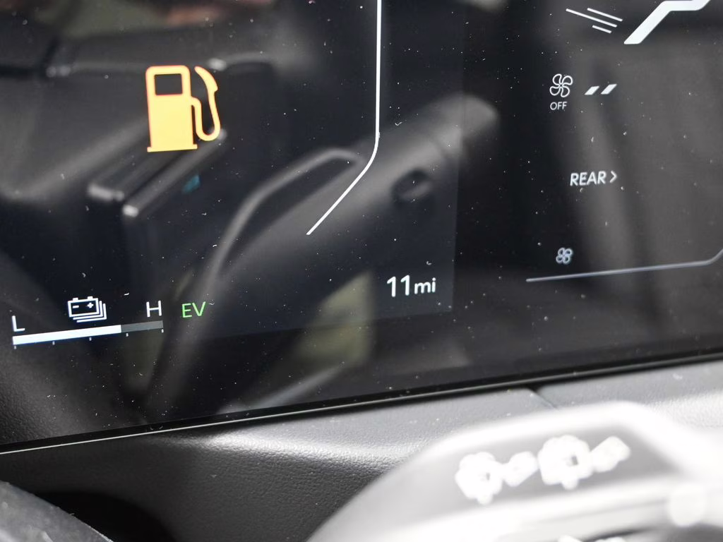 2027 Ebony Black Kia Telluride Hybrid X-Line SX AWD SUV