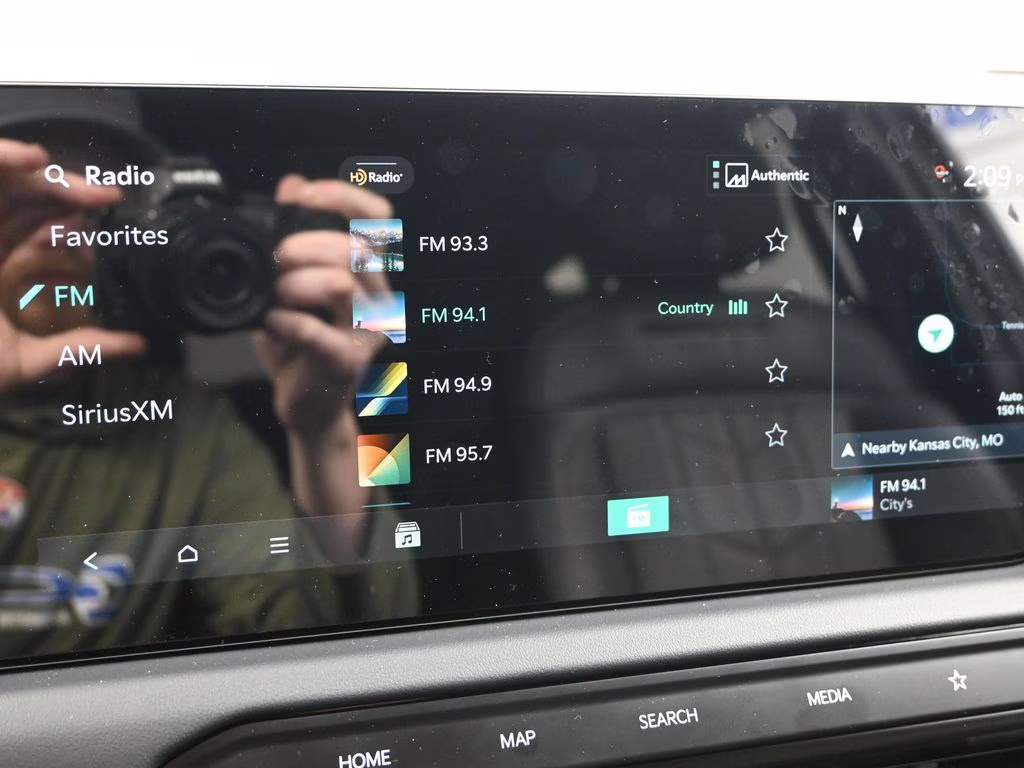 2027 Ebony Black Kia Telluride Hybrid X-Line SX AWD SUV