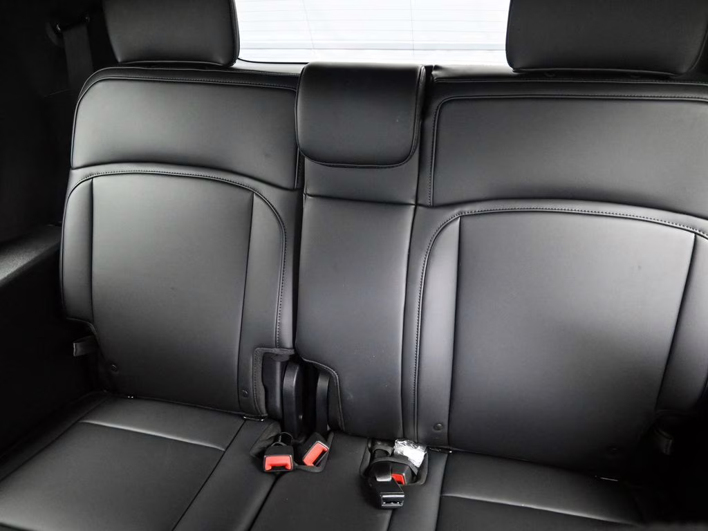 2027 Ebony Black Kia Telluride Hybrid X-Line SX AWD SUV