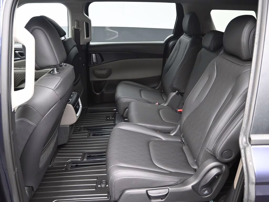 2026 Deep Chroma Blue Kia Carnival LXS FWD Van