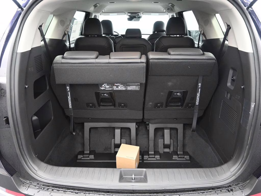 2026 Deep Chroma Blue Kia Carnival LXS FWD Van