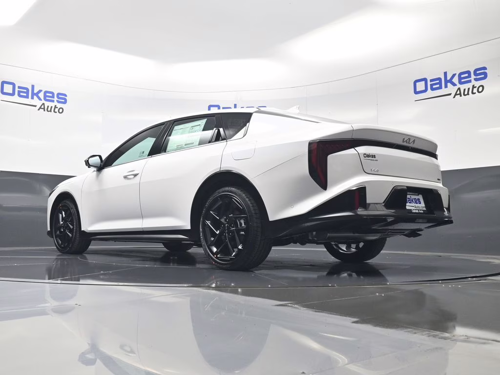 2026 Snow White Pearl Kia K4 GT-Line Turbo FWD Sedan