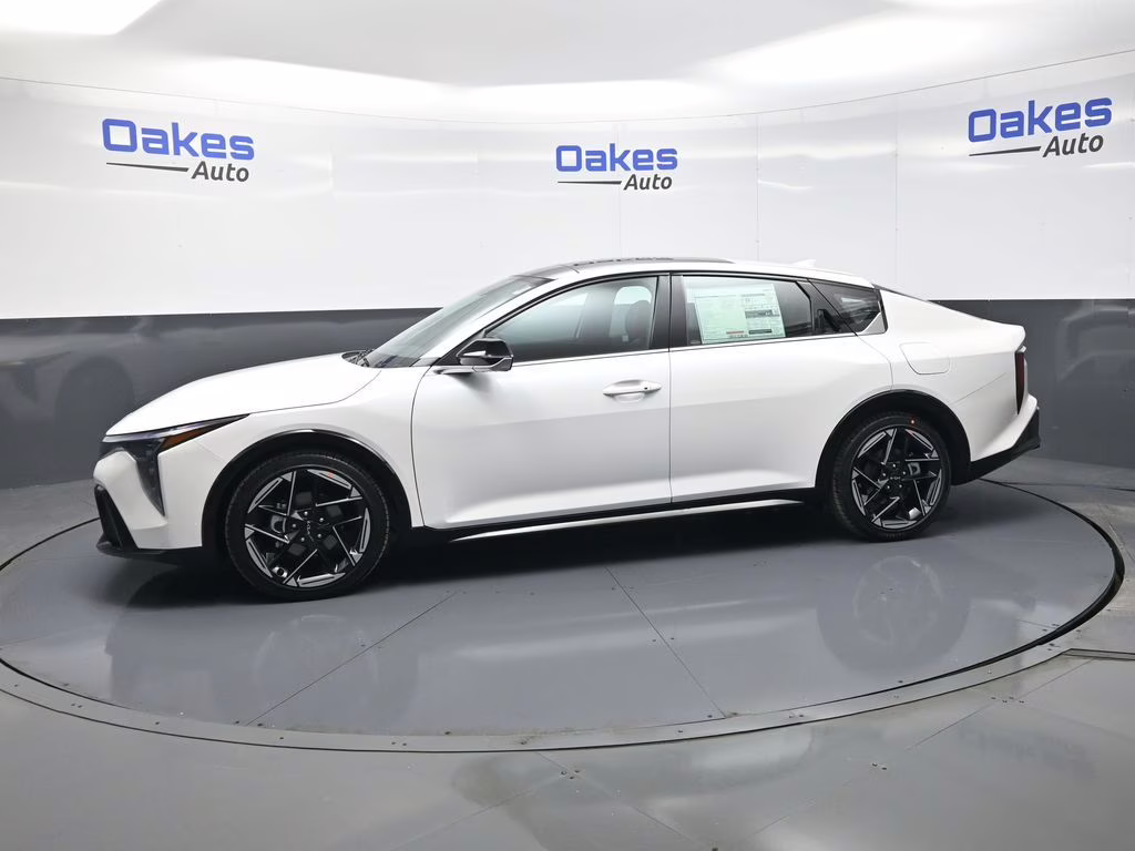 2026 Snow White Pearl Kia K4 GT-Line FWD Sedan