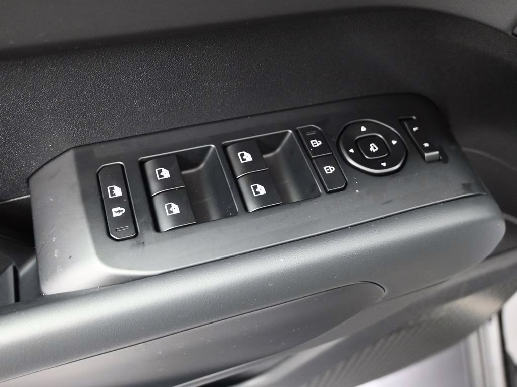 2027 Ebony Black Kia Telluride Hybrid X-Line SX AWD SUV