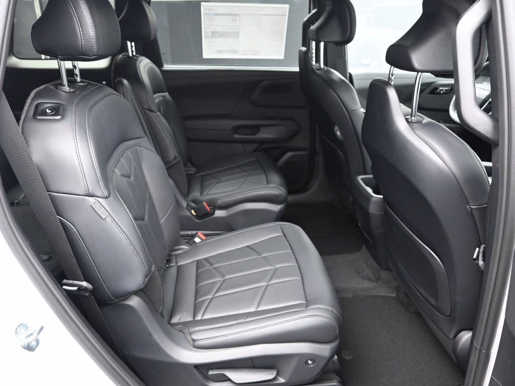 2027 Glacial White Pearl Kia Telluride X-Line EX AWD SUV