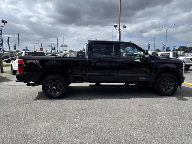 2023 Black Metallic Ford Super Duty F-250 SRW Lariat 4X4 Truck