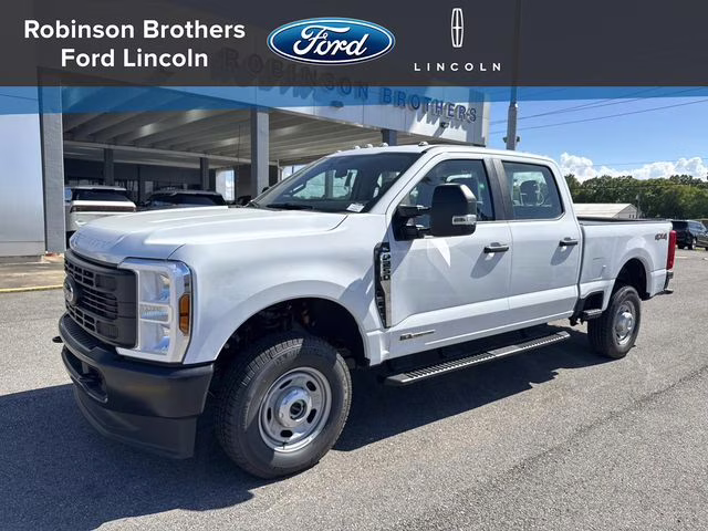 2026 Oxford White Ford Super Duty F-250 SRW 4X4 Truck