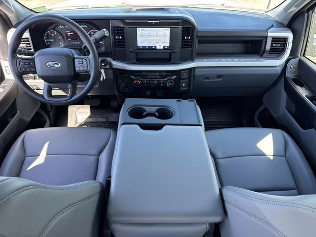 2026 Oxford White Ford Super Duty F-250 SRW 4X4 Truck