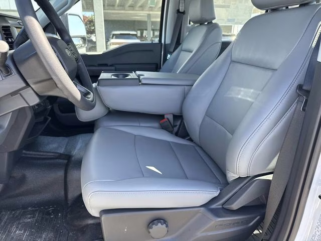 2026 Oxford White Ford Super Duty F-250 SRW 4X4 Truck