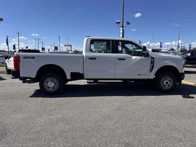 2026 Oxford White Ford Super Duty F-250 SRW 4X4 Truck
