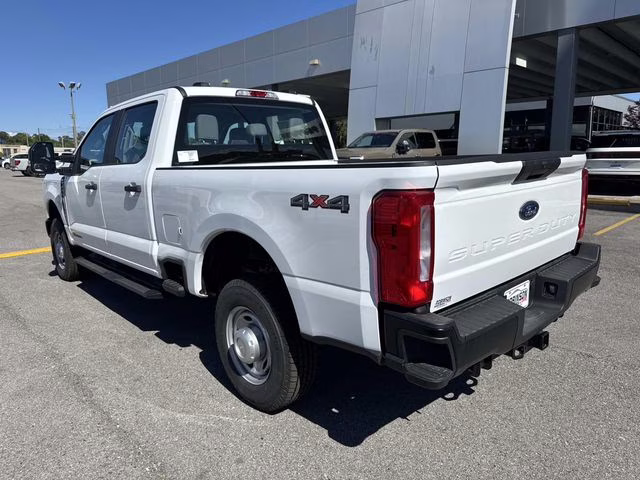 2026 Oxford White Ford Super Duty F-250 SRW 4X4 Truck