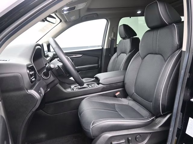 2025 Crystal Black Pearl Honda Pilot Elite AWD SUV