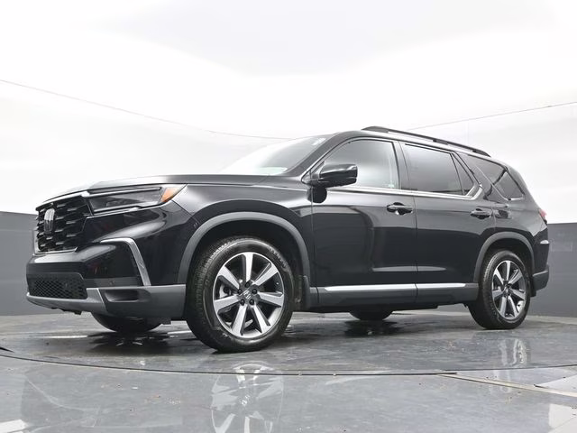 2025 Crystal Black Pearl Honda Pilot Elite AWD SUV