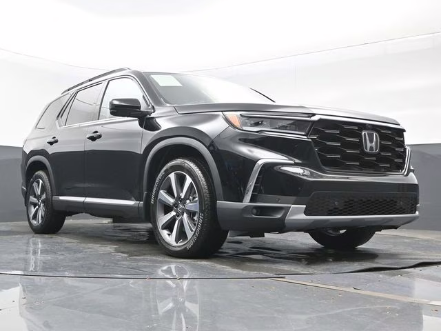 2025 Crystal Black Pearl Honda Pilot Elite AWD SUV