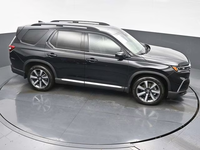 2025 Crystal Black Pearl Honda Pilot Elite AWD SUV