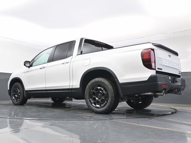 2026 Platinum White Pearl Honda Ridgeline TrailSport+ AWD Truck
