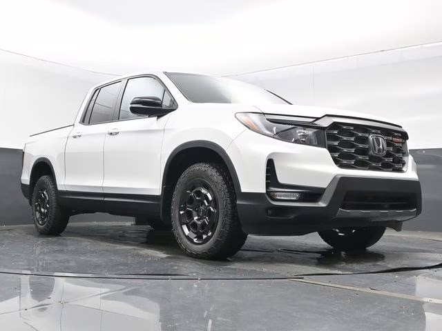 2026 Platinum White Pearl Honda Ridgeline TrailSport+ AWD Truck