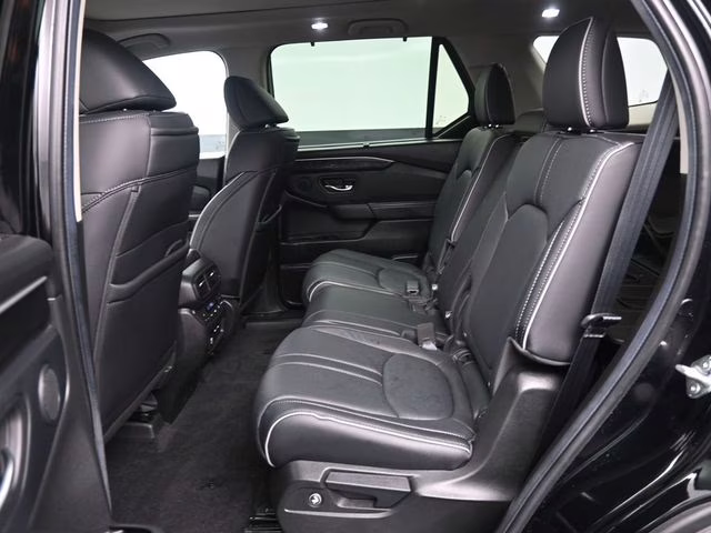 2025 Crystal Black Pearl Honda Pilot Elite AWD SUV