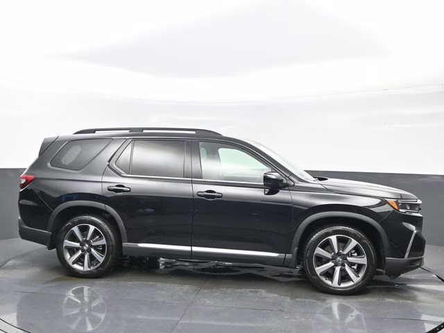 2025 Crystal Black Pearl Honda Pilot Elite AWD SUV