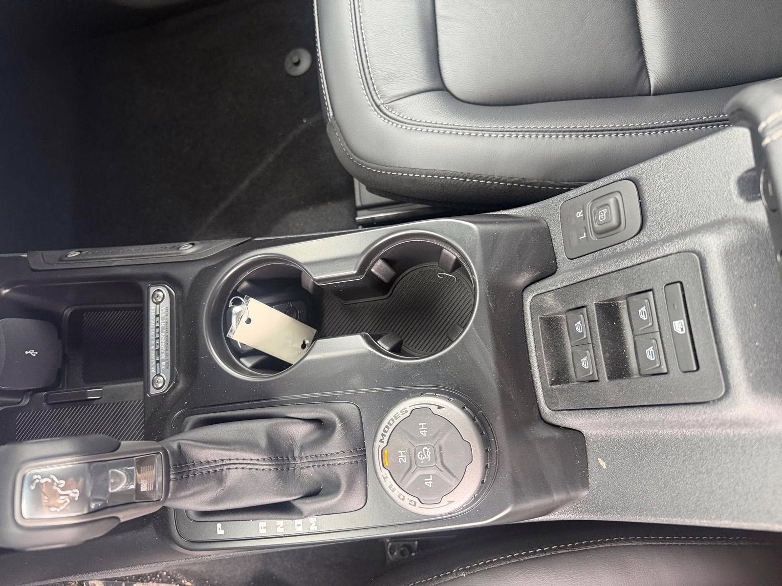 2026 Shadow Black Ford Bronco Outer Banks 4X4 SUV