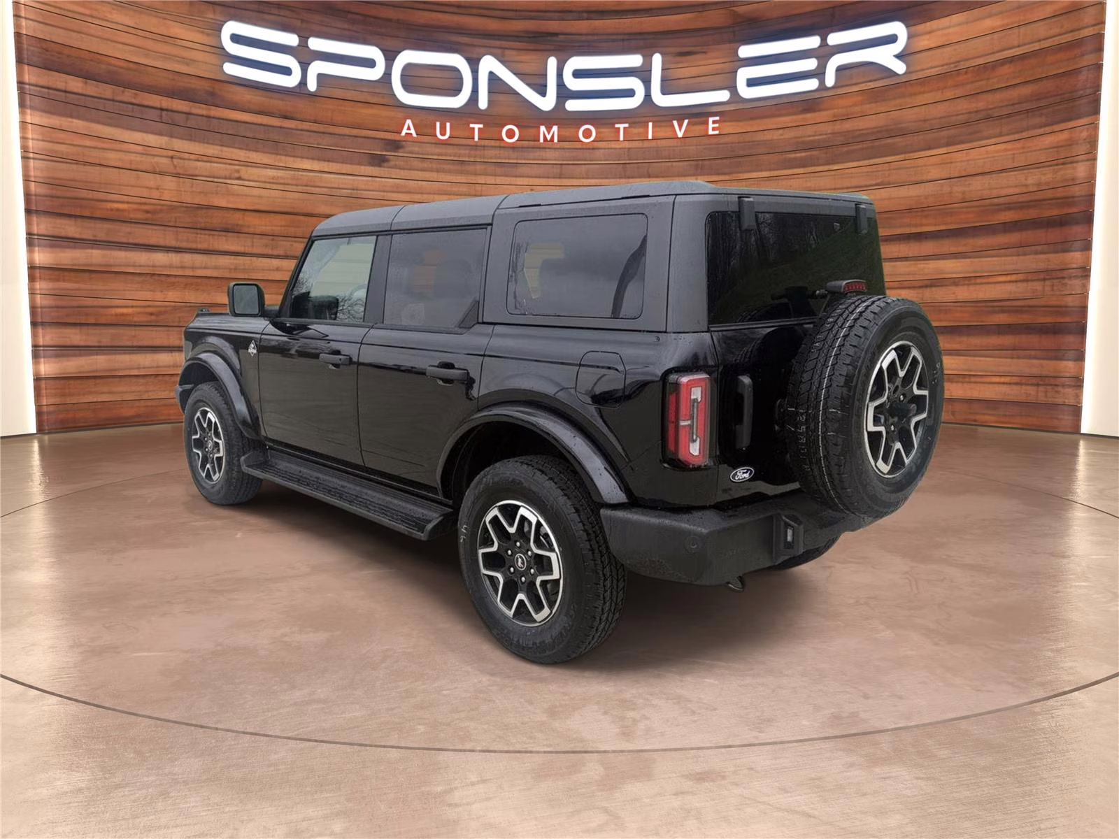 2026 Shadow Black Ford Bronco Outer Banks 4X4 SUV