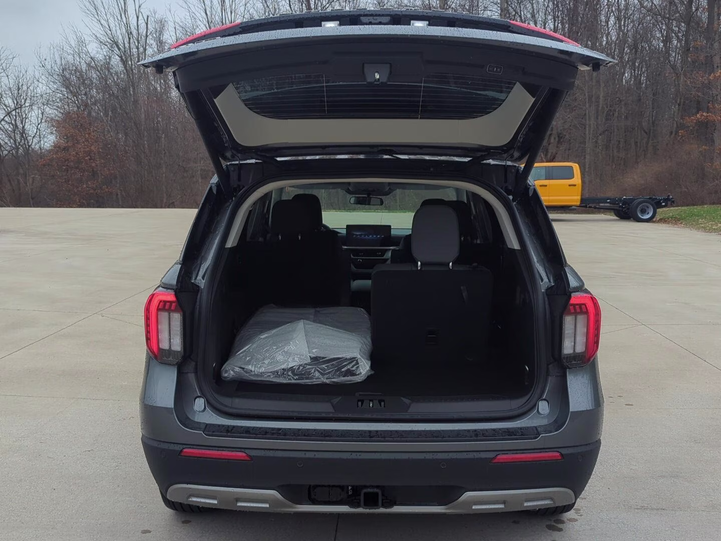 2026 Carbonized Gray Metallic Ford Explorer Active 4X4 SUV