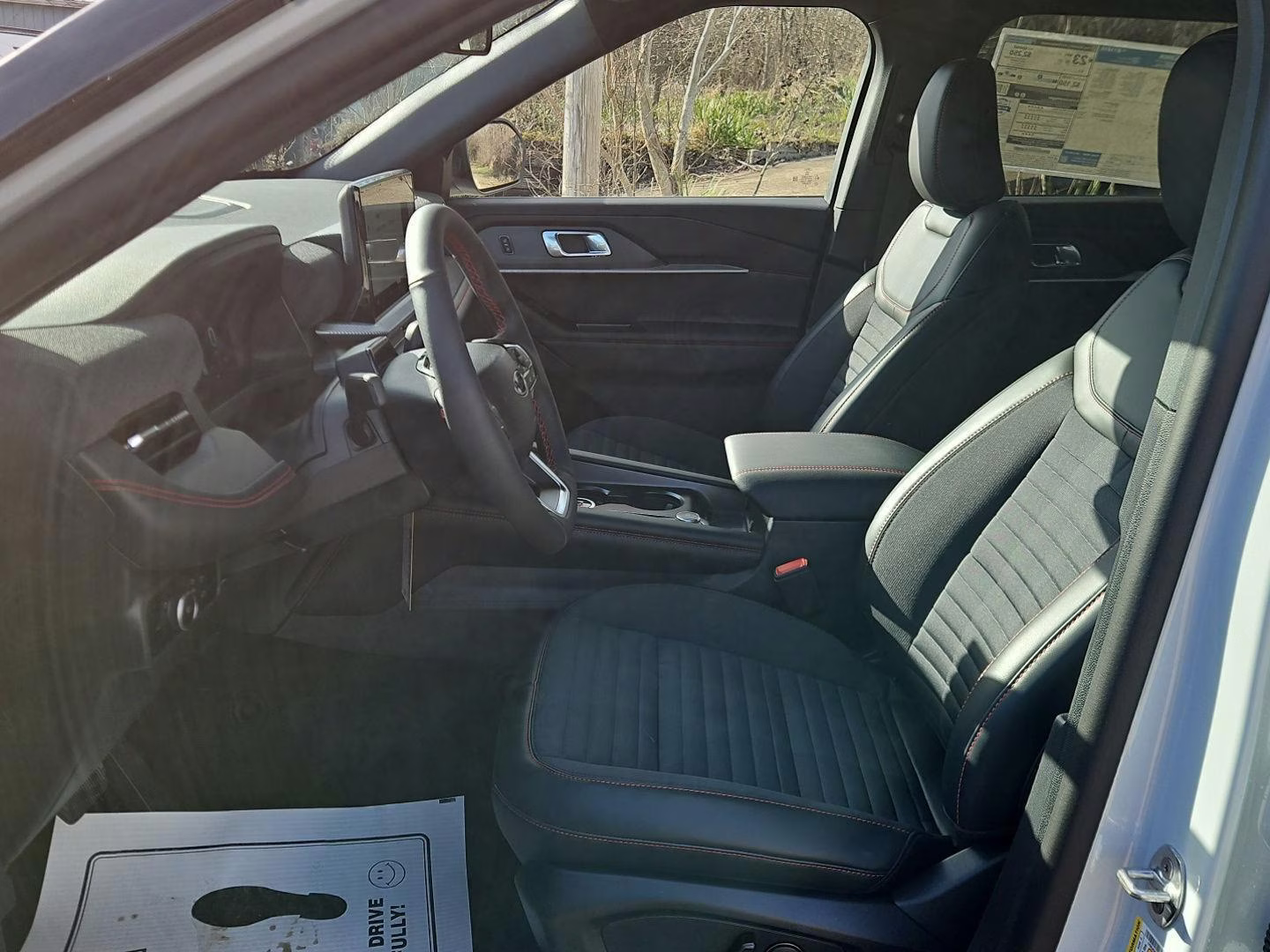 2026 Space White Ford Explorer ST-Line 4X4 SUV