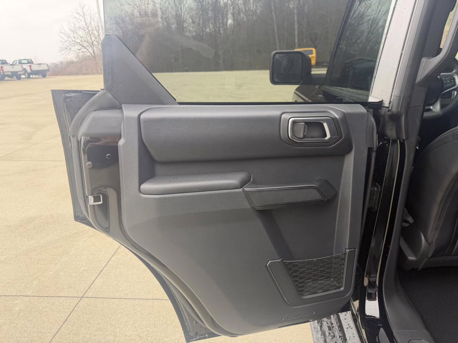 2026 Shadow Black Ford Bronco Outer Banks 4X4 SUV