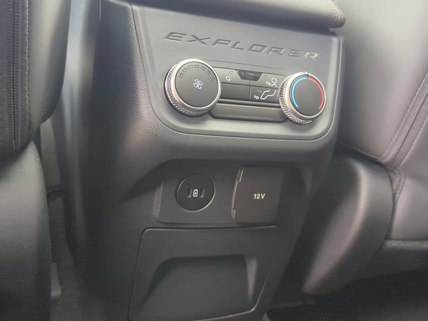 2026 Carbonized Gray Metallic Ford Explorer Active 4X4 SUV