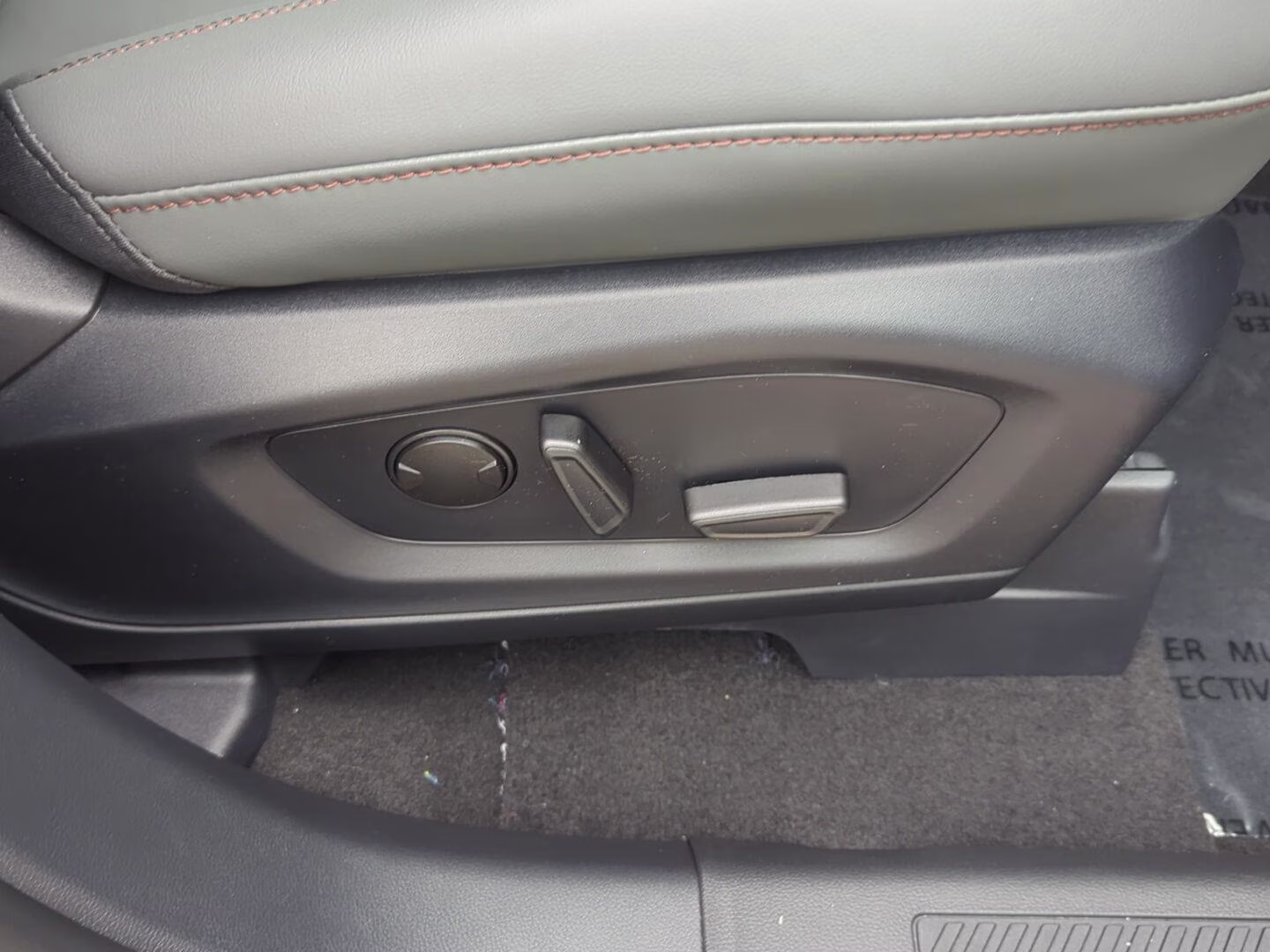 2026 Carbonized Gray Metallic Ford Explorer Active 4X4 SUV
