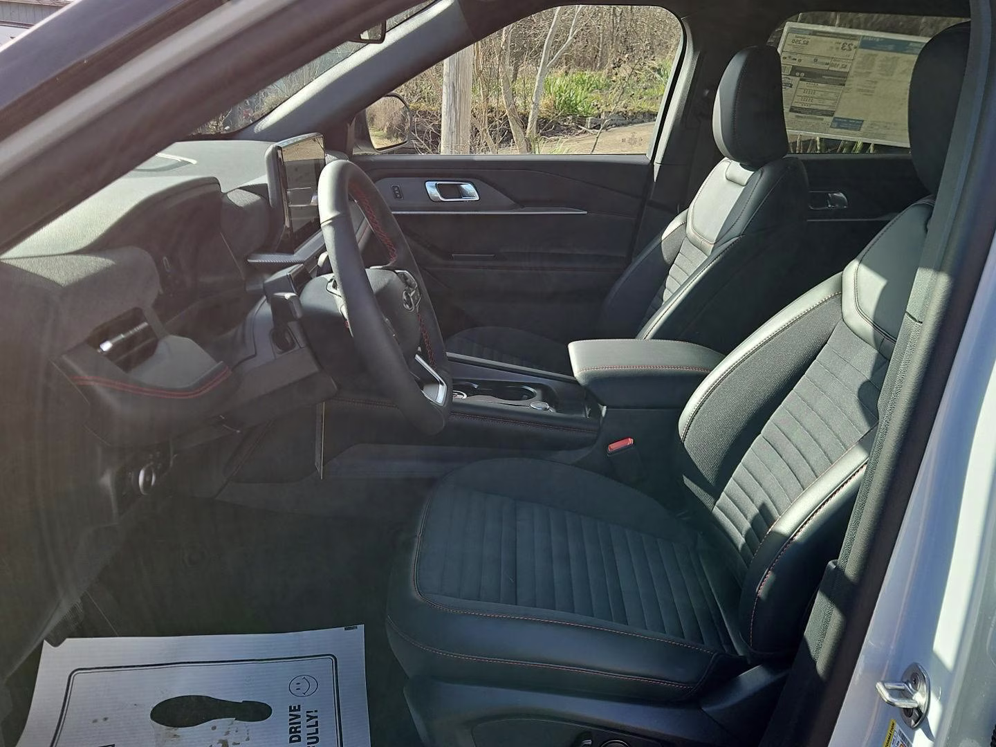 2026 Space White Ford Explorer ST-Line 4X4 SUV