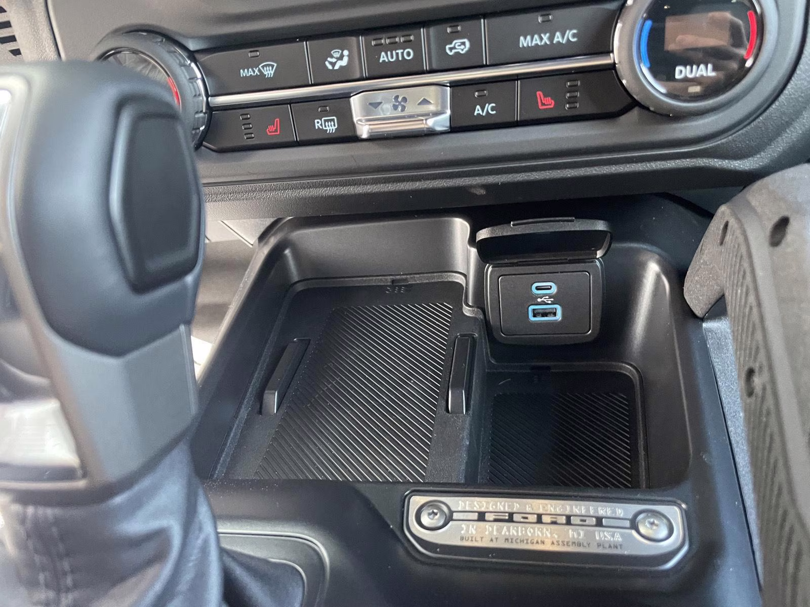 2025 Ruby Red Metallic Tinted Clearcoat Ford Bronco Big Bend 4X4 SUV