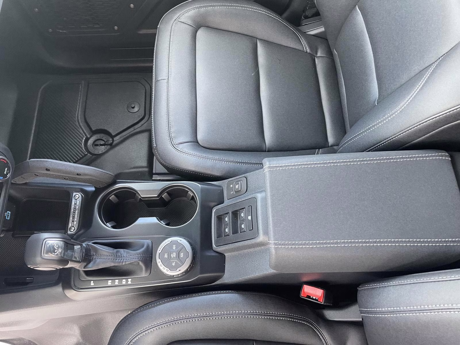 2025 Ruby Red Metallic Tinted Clearcoat Ford Bronco Big Bend 4X4 SUV