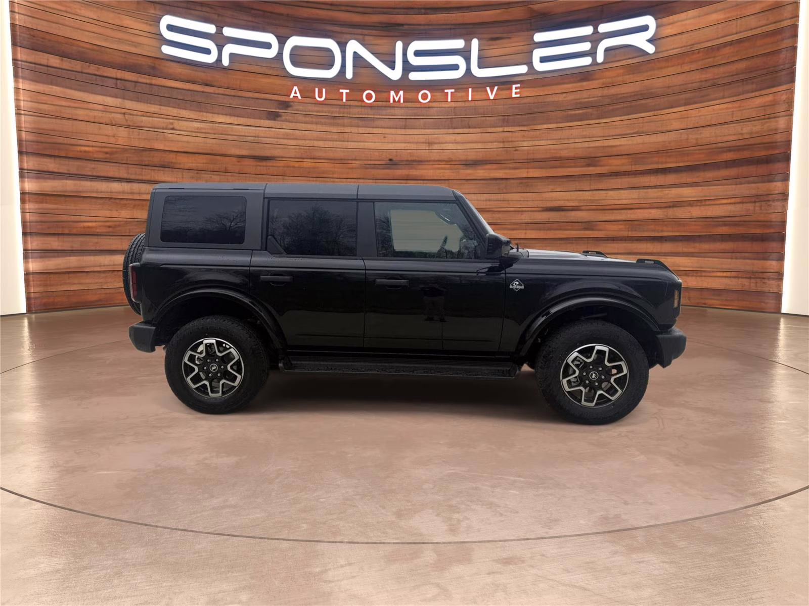 2026 Shadow Black Ford Bronco Outer Banks 4X4 SUV