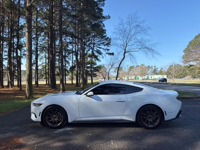 2024 Oxford White Ford Mustang EcoBoost Premium RWD Coupe