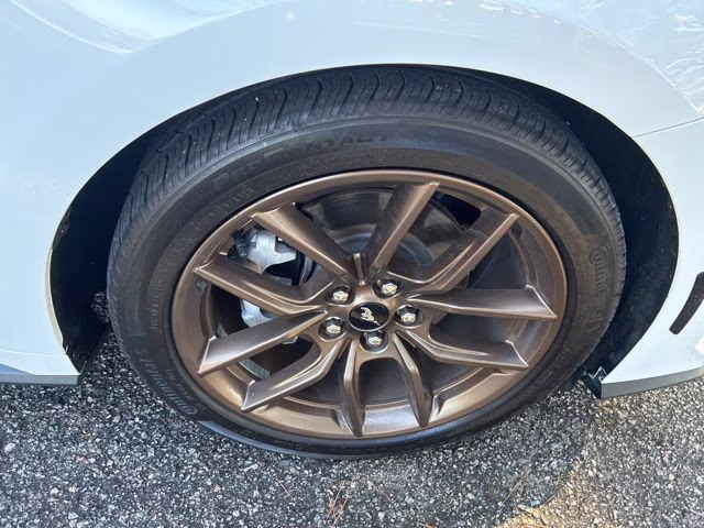 2024 Oxford White Ford Mustang EcoBoost Premium RWD Coupe