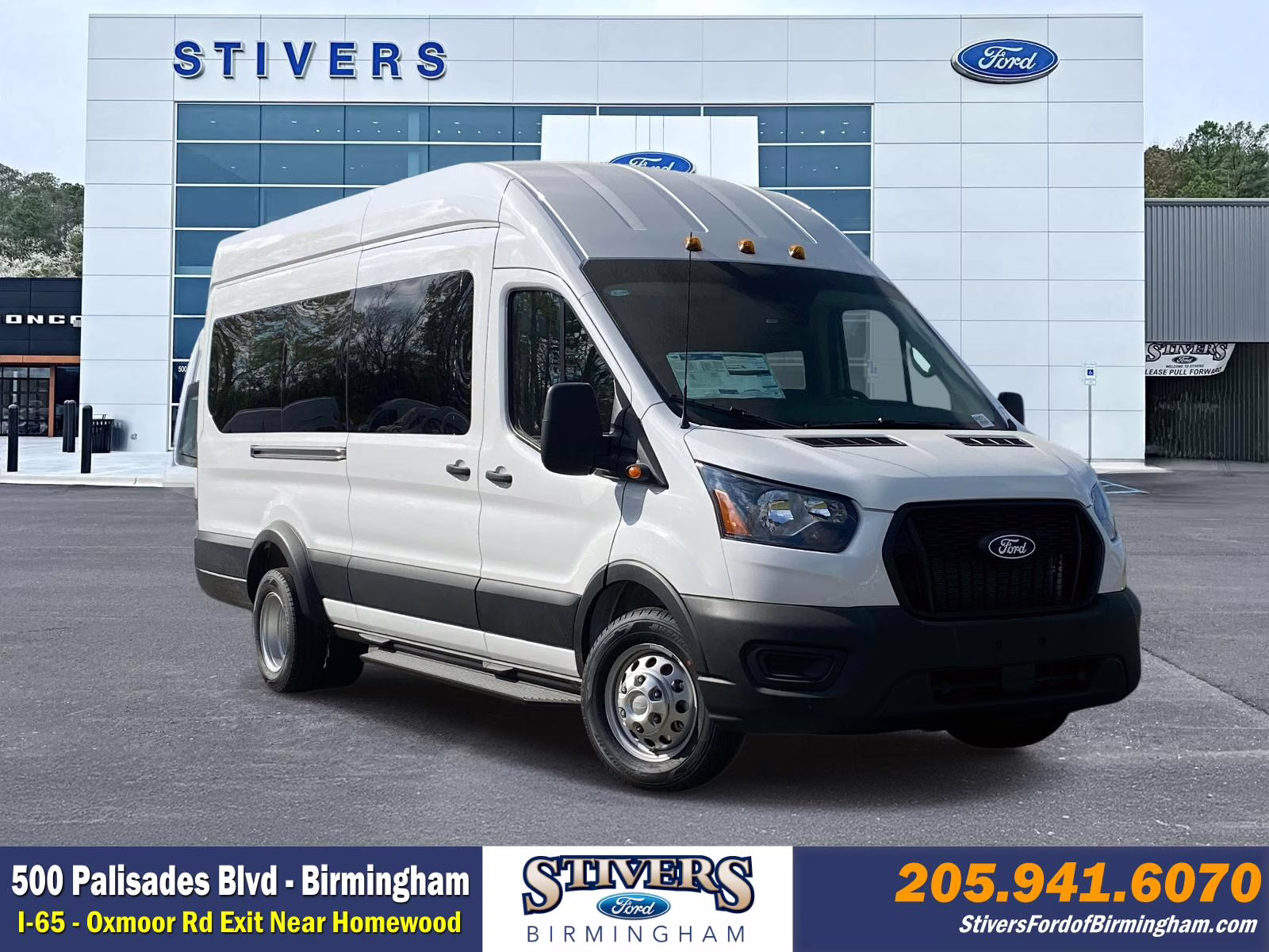 2026 Oxford White Ford Transit-350 XLT RWD Crossover