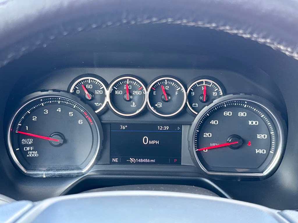 2021 Satin Steel Metallic Chevrolet Suburban LT RWD SUV